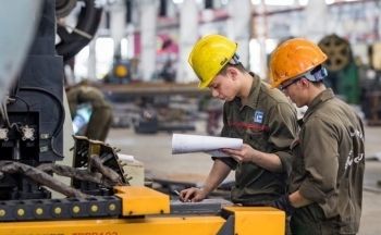 Thưởng Tết Giáp Thìn 2024: Xuất hiện mức kỷ lục 5,6 tỷ đồng ở Long An