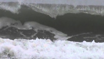 Dự báo thời tiết biển hôm nay 27/12/2023: Sóng to, gió lớn, mưa dông trên biển