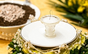 Xôn xao thông tin về xá lợi tóc Đức Phật tự chuyển động trưng bày tại chùa Ba Vàng