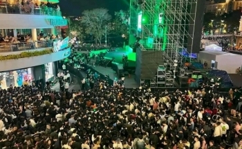 Hà Nội: Dòng người