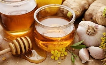 Kết hợp tỏi ngâm mật ong: Lợi ích tăng gấp bội