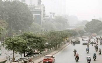 Thời tiết chiều nay 2/1/2024: Bắc Bộ oi bức, Trung Bộ tiếp tục mưa