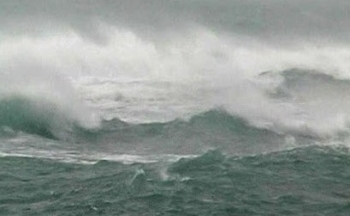 Dự báo thời tiết biển hôm nay 5/1/2024: Trên biển có gió mạnh và sóng lớn