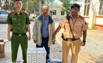 Bình Dương: Tạm giữ gần 1.000 bao thuốc lá không có hóa đơn chứng từ
