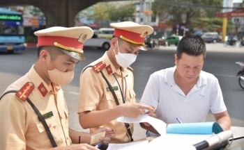 Bộ Công an triển khai kế hoạch cao điểm bảo đảm trật tự an toàn giao thông dịp Tết Nguyên đán