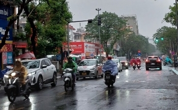 Dự báo thời tiết Hà Nội hôm nay 13/1/2024: Hà Nội vẫn mưa và rét, nhiệt độ thấp nhất 16 độ C