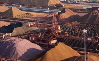 Giá quặng sắt ‘bốc hơi’ hơn 4%