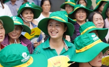 Mùa xuân thắng lớn của bà con ba miền