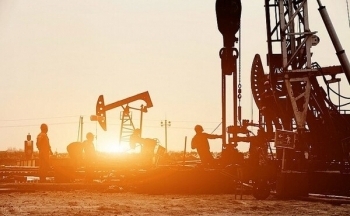 Giá dầu có thể suy yếu trước áp lực bán chốt lời