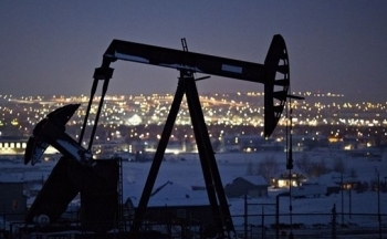 Lực bán áp đảo trên thị trường nông sản, giá dầu thô suy yếu