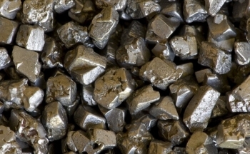 Giá kim loại biến động trong biên độ hẹp chờ đợi báo cáo bảng lương