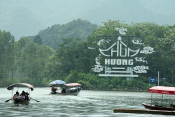 Hà Nội: Điều chỉnh mức giá dịch vụ đò tại Quần thể di tích thắng cảnh Hương Sơn