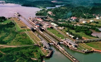 Kênh đào Panama vắng chưa từng thấy