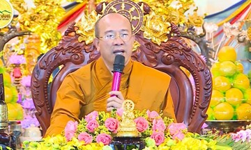 Trụ trì chùa Ba Vàng nói “Giao thừa cúng gà không phật nào ứng giáng