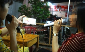 Hát karaoke gây ồn ào, đừng vì vui quá mà phạm luật