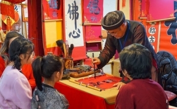 Nên mua gì đầu năm mới để cả năm phú quý, tài lộc đầy nhà?