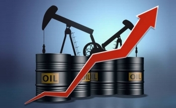 Điều gì khiến giá dầu bật tăng hơn 6%?
