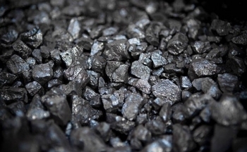 Nhóm kim loại giằng co, kết phiên giảm trong ngày thanh khoản mỏng