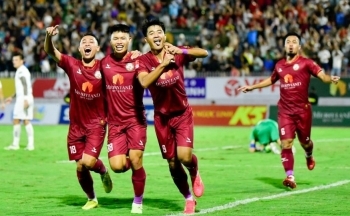 Bảng xếp hạng vòng 10 V-League 2023/2024 ngày 25/2: Ngôi đầu Nam Định lung lay, Hà Nội bám đuổi Top 4