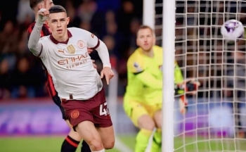 Bảng xếp hạng vòng 26 Ngoại hạng Anh ngày 25/2: Man City-Arsenal áp sát Liverpool, Man United thua kịch tính