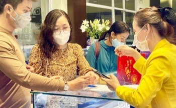 Giá vàng tăng đột ngột, cách nào để mua vàng đầu tư hiệu quả?