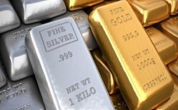 Kim loại quý nối dài đà tăng, quặng sắt giảm sâu do tồn kho vượt mức