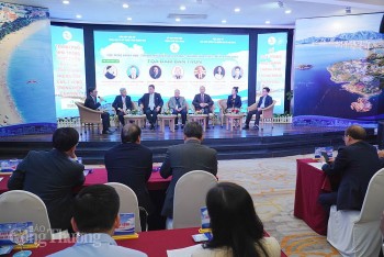 Nha Trang lấy ý kiến chuyên gia để phát triển văn minh,  trở thành nơi đáng sống