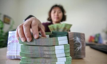 Tìm người mua 240 tấn polymer phế phẩm