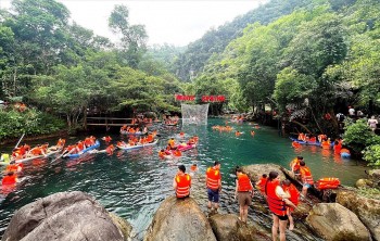 Đừng để du lịch nội địa lâm cảnh
