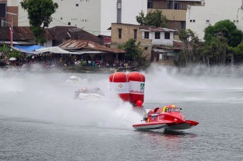 Tập đoàn Xăng dầu Việt Nam cung cấp nhiên liệu cho Giải đua Vô địch thế giới thuyền máy UIM F1H2O