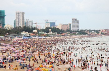 Du lịch dịp 30/4 - 1/5, đi nghỉ lễ hay đi để “hành xác