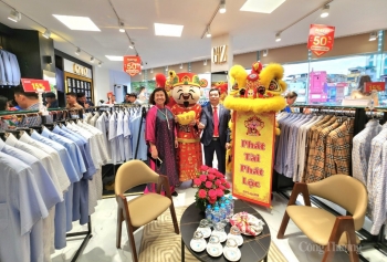 Khai trương cửa hàng, May 10 khuyến mãi lên đến 50% giá trị sản phẩm