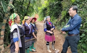 “Ngày cuối tuần cùng dân” giúp Mù Cang Chải khoác áo mới