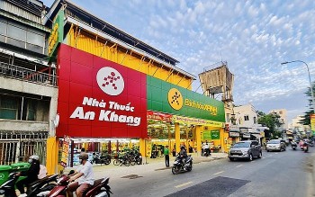 Khuyến nghị cổ phiếu hôm nay 11/4: MWG, VIB và DGC
