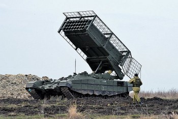 Chiến sự Nga-Ukraine hôm nay ngày 19/4/2024: Binh sĩ Ukraine vượt sông Dnieper đầu hàng