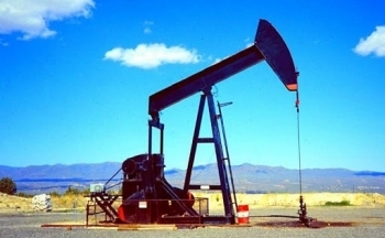 Lý giải nguyên nhân giá dầu “hạ nhiệt” bất chấp căng thẳng liên tục leo thang