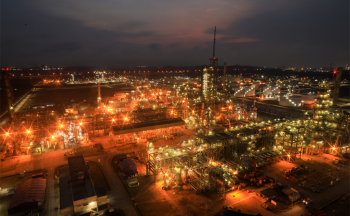 Đêm làm việc của các nhân sự bảo dưỡng tổng thể lần 5 Nhà máy Lọc dầu Dung Quất