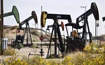 Xung đột tại Trung Đông hạ nhiệt kéo giá dầu thế giới đi xuống