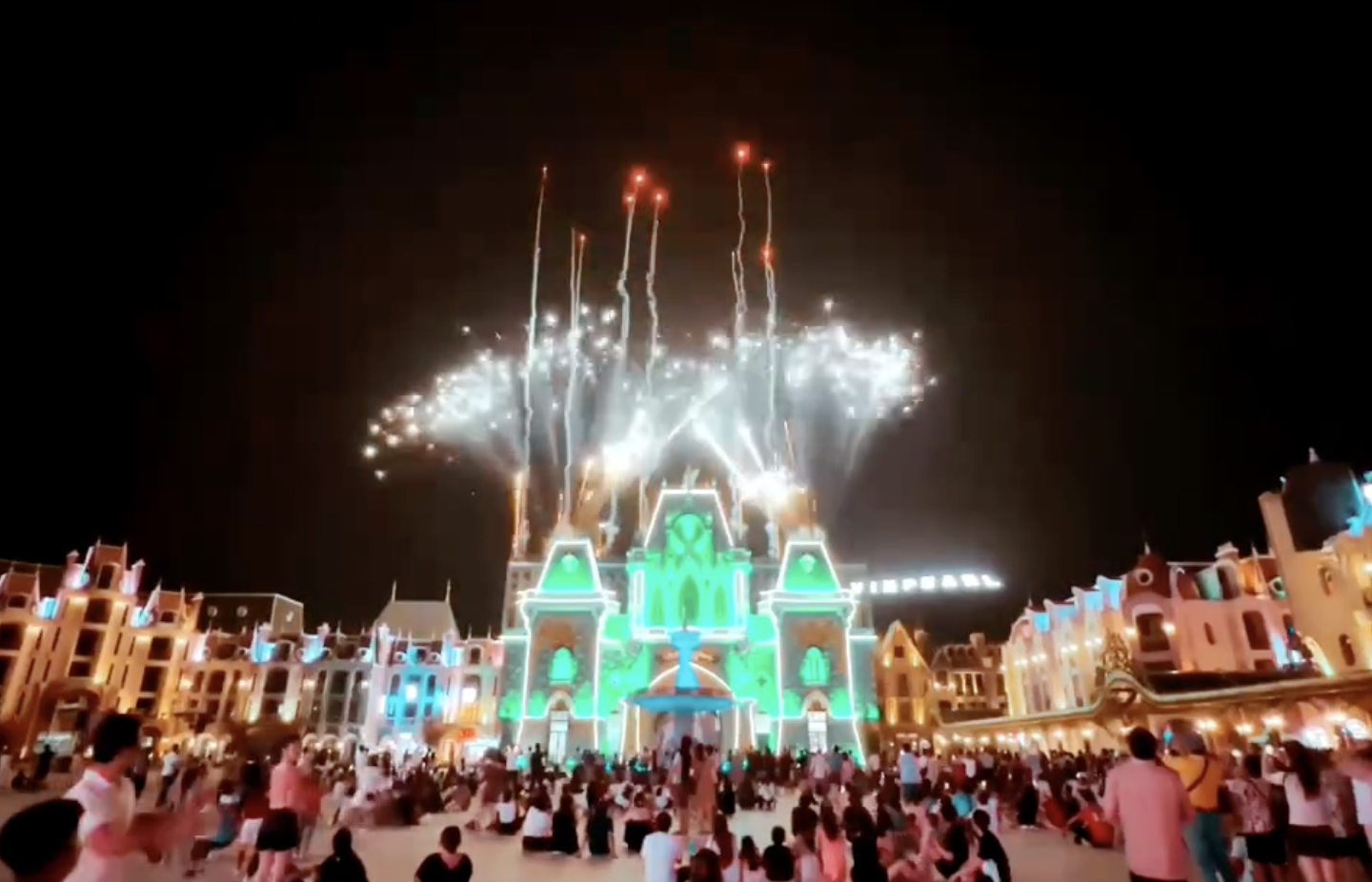 Nha Trang sẽ bắn pháo hoa tầm thấp vào 3 ngày cuối tuần