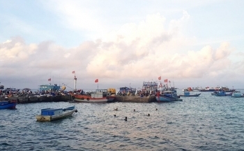 Dự báo thời tiết biển hôm nay 27/4/2024: Bắc Biển Đông có mưa rào và dông vài nơi