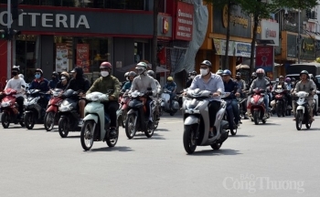 Thời tiết hôm nay ngày 30/4/2024: Ba miền thời tiết oi nóng, nhiệt độ cao nhất 42 độ C