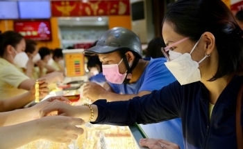 Giá vàng SJC tăng lập đỉnh 86 triệu đồng/lượng, nhà đầu tư vội bán vàng chốt lời