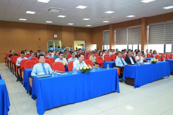 Đại hội đồng cổ đông Công ty Cổ phần Đầu tư và Phát triển Cảng Đình Vũ