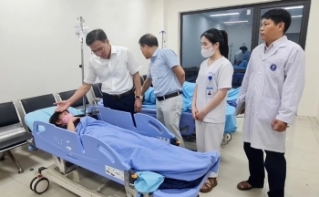 Thủ tướng Chính phủ chỉ đạo tập trung cứu chữa người bị ngộ độc thực phẩm tại tỉnh Vĩnh Phúc