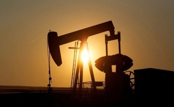 Giá dầu hồi phục trước thềm cuộc họp OPEC+