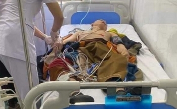 Một người đi theo ông Thích Minh Tuệ hôn mê sâu, phải nhập viện cấp cứu