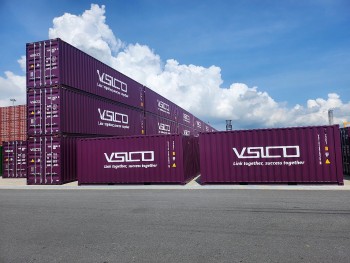 Hòa Phát bàn giao lô vỏ Container cho VSICO
