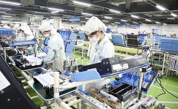 Cần giải pháp quyết liệt để doanh nghiệp không bị gạt khỏi thị trường