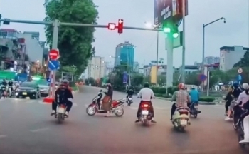 Ảnh: Những trường hợp khiến người khác muốn ‘ngã ngửa” của Ninja Lead