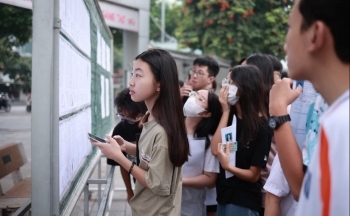 Tăng chỉ tiêu, tỷ lệ ‘chọi’ lớp 10 chuyên không giảm nhiệt